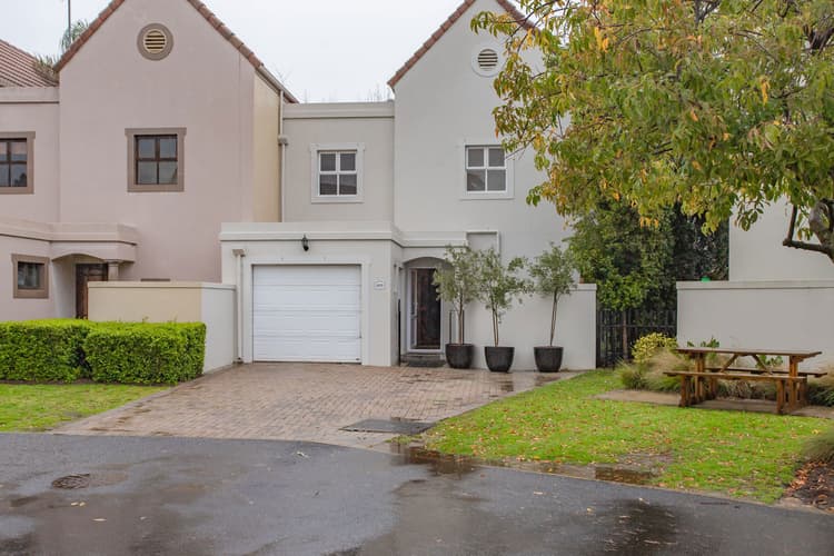Main property image