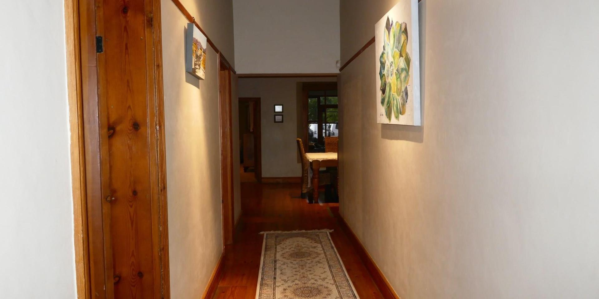 Image 3 of 6