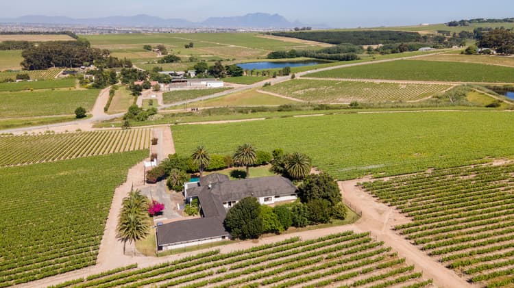 Main property image