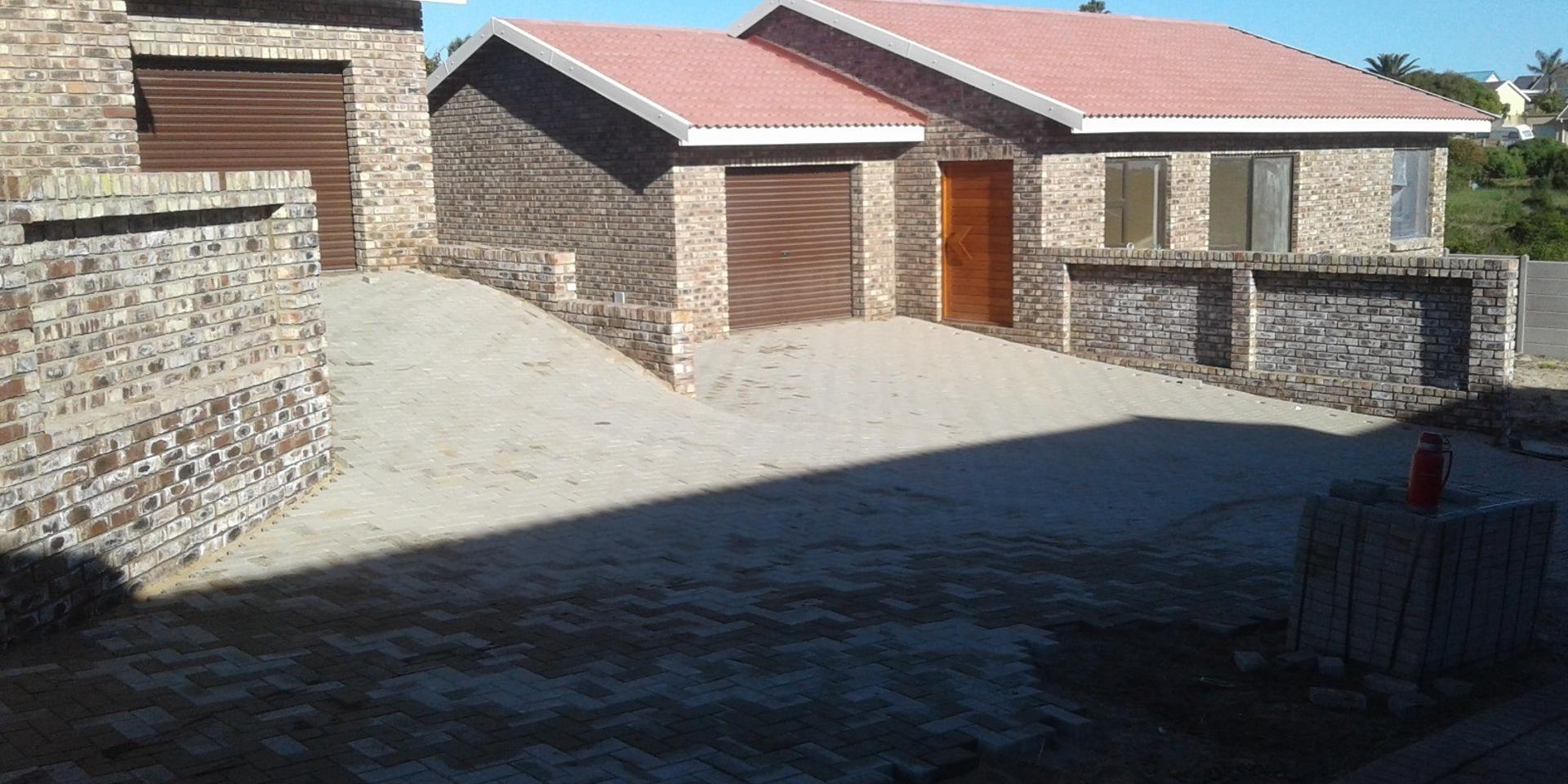 Image 4 of 6