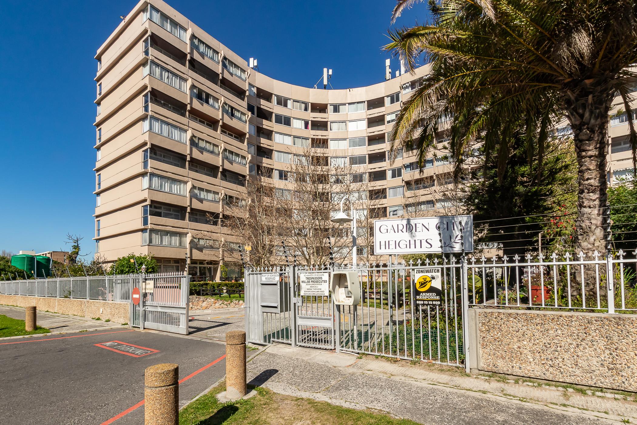 Image 2 of 6
