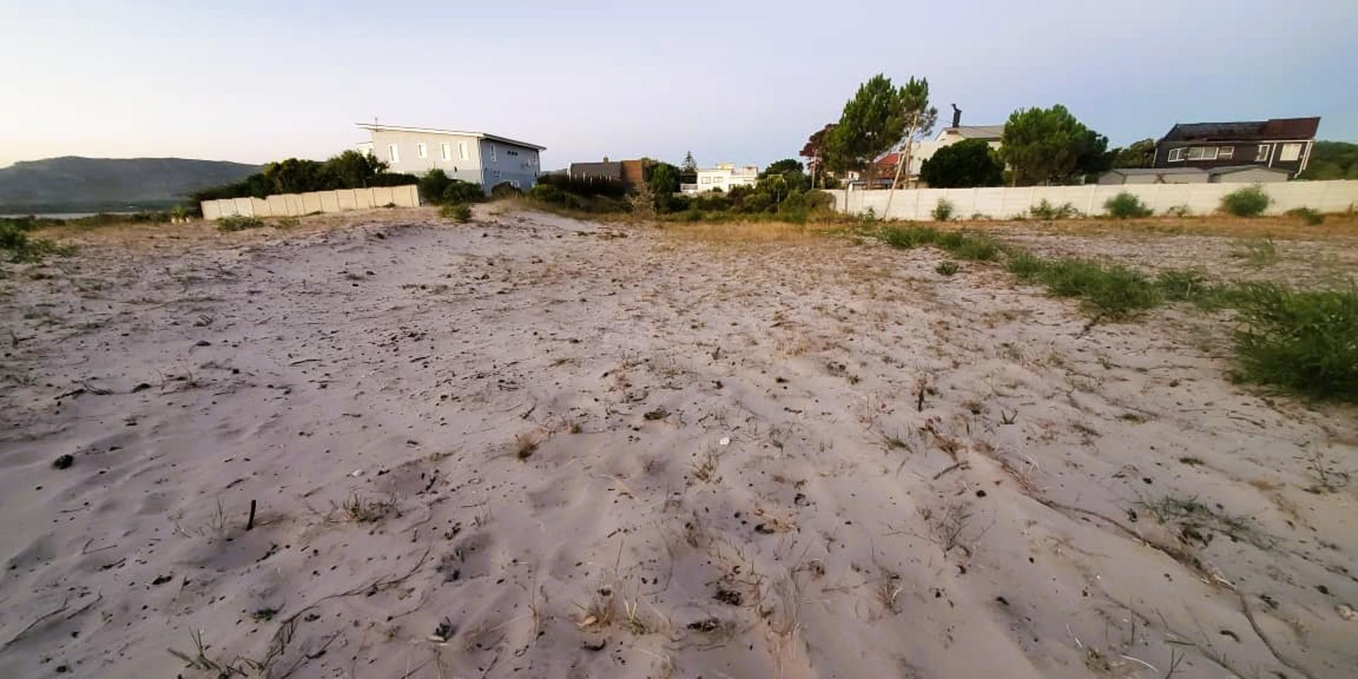 Image 2 of 6