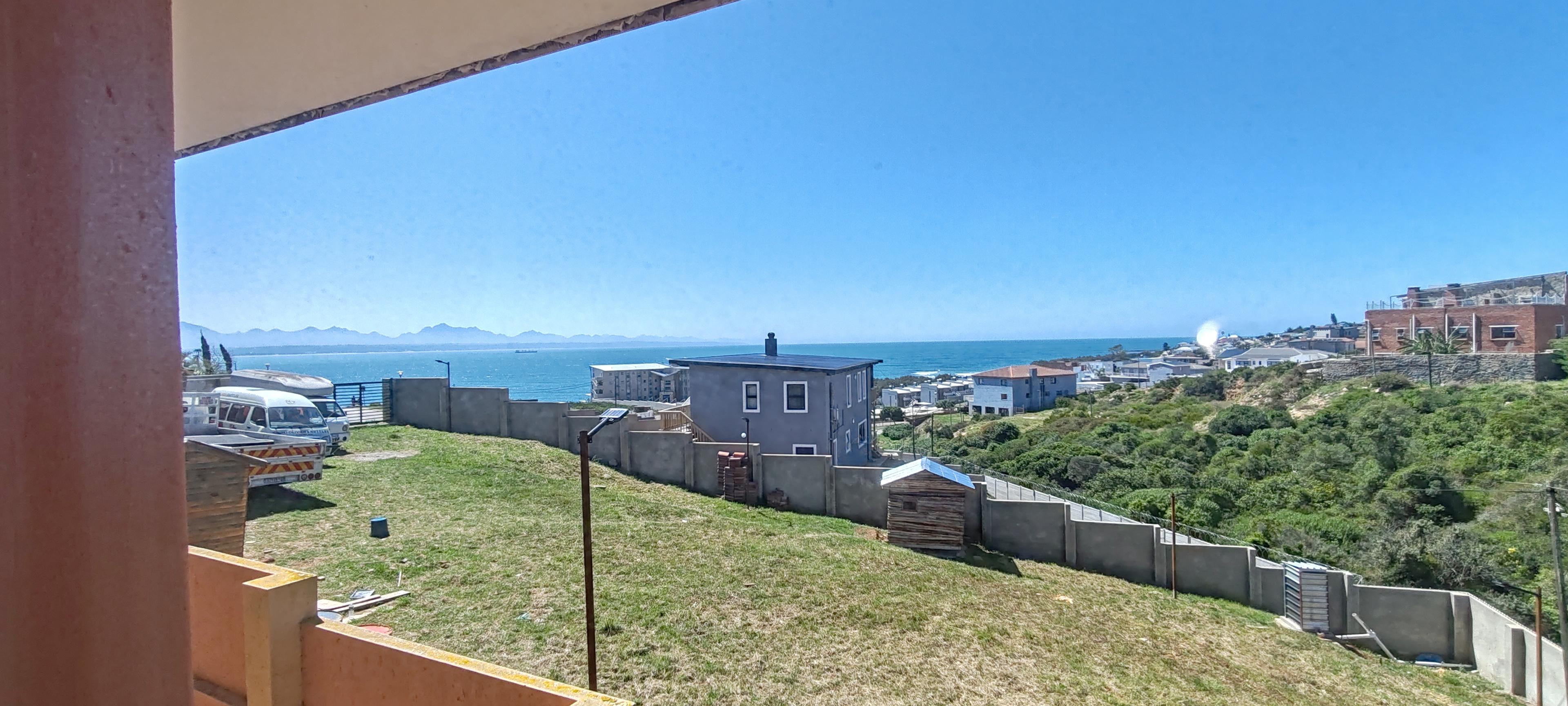 Image 3 of 6