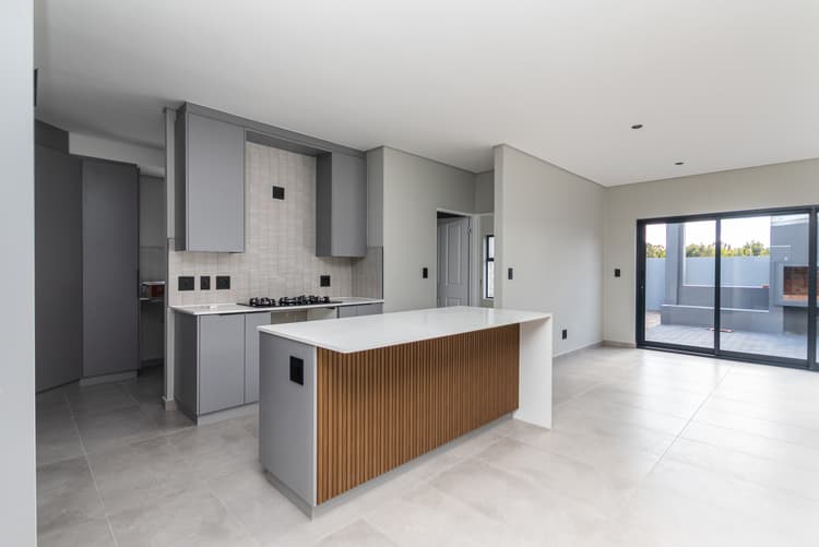 Main property image
