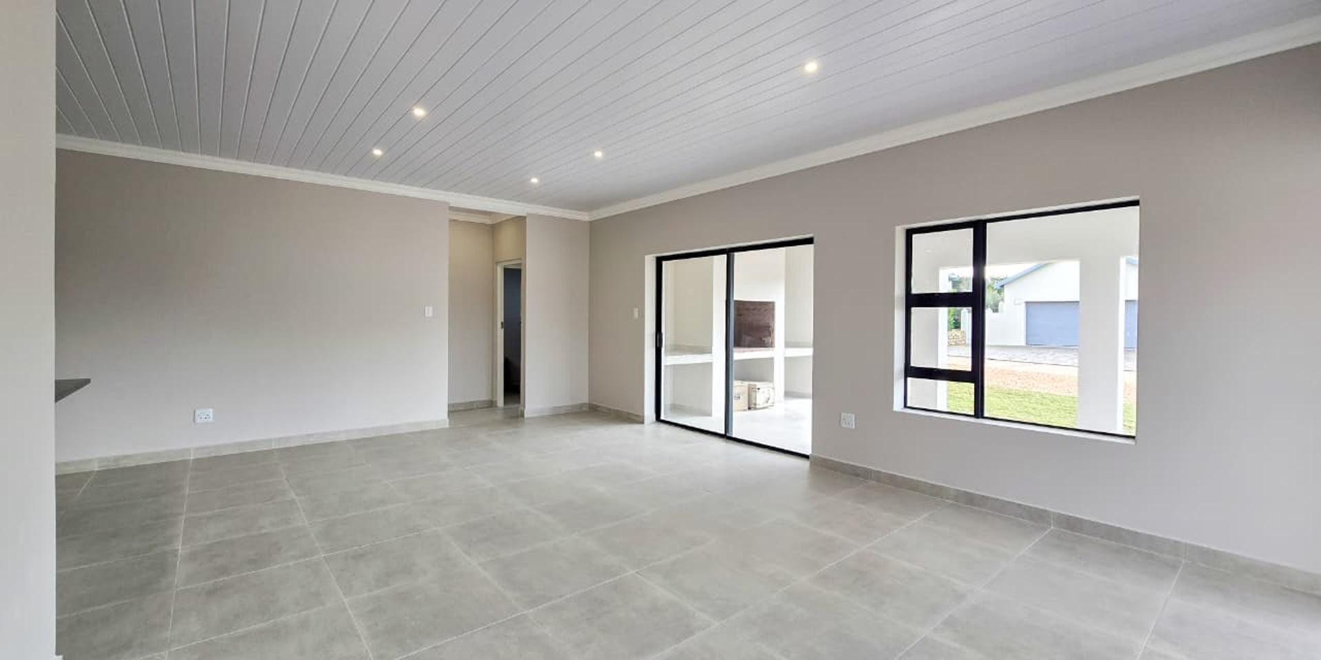 Image 2 of 6