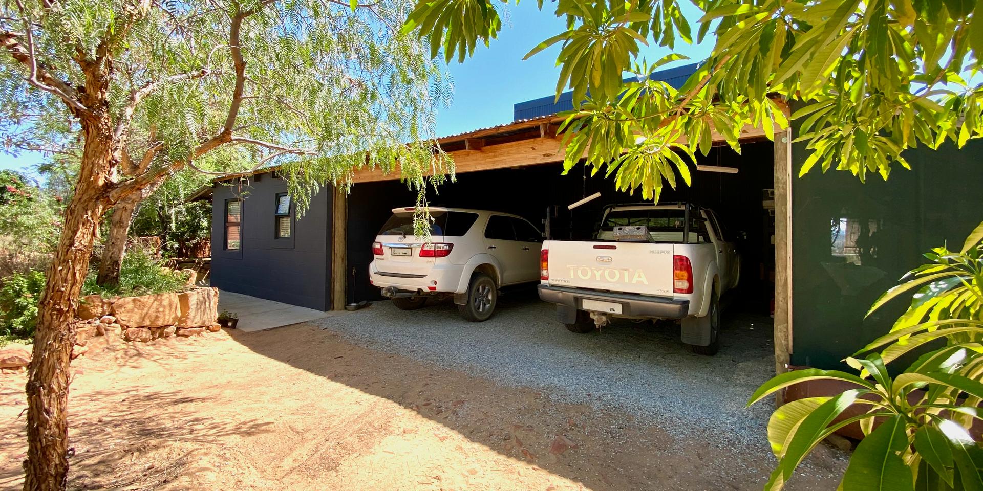 Image 4 of 6