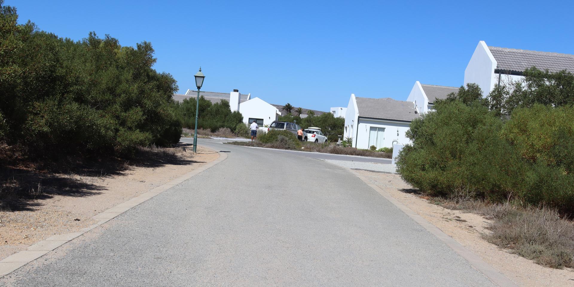 Image 4 of 6