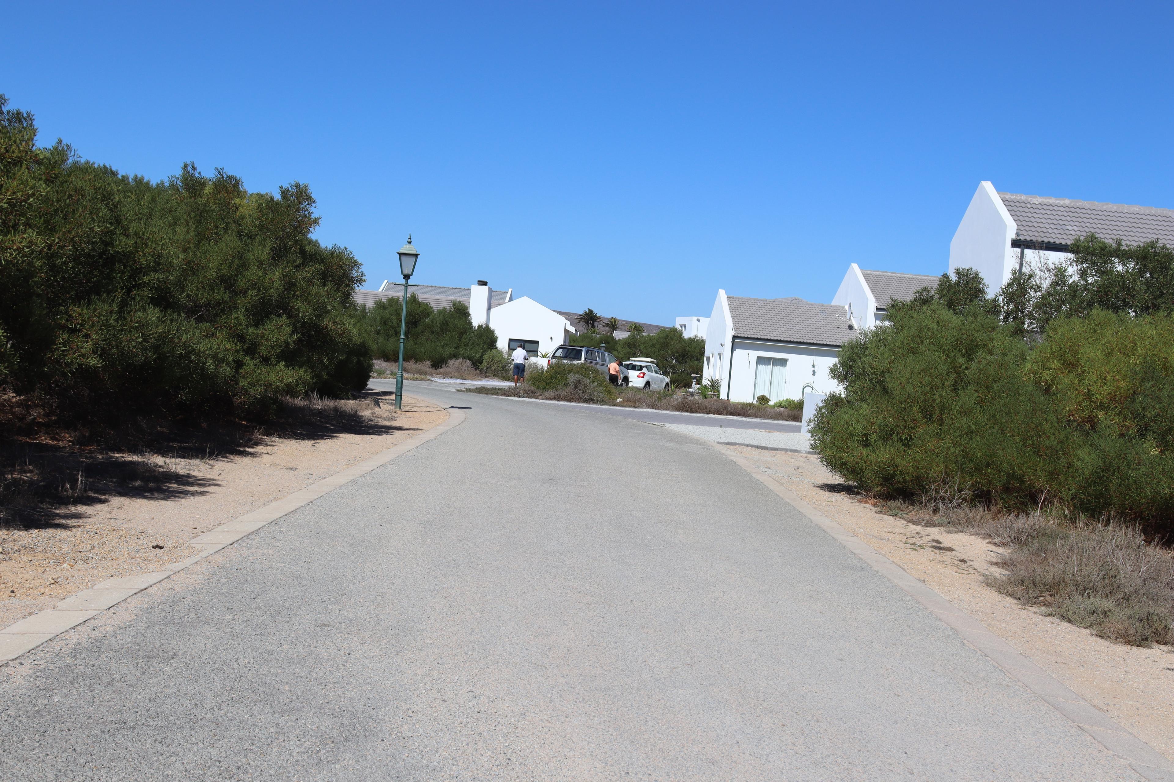 Image 4 of 6