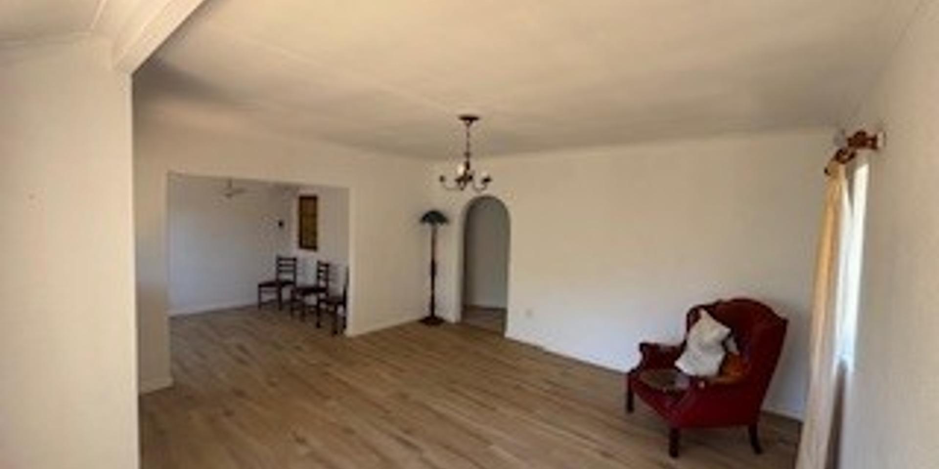Image 4 of 6