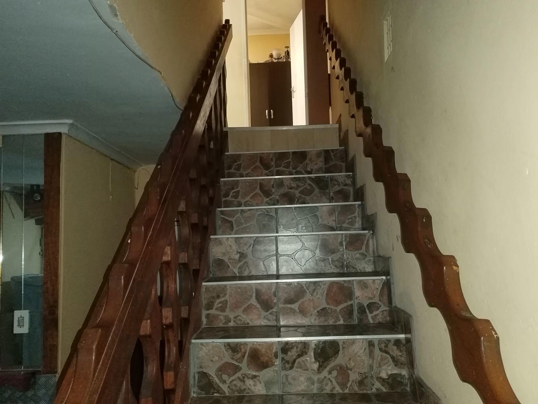 Image 5 of 6