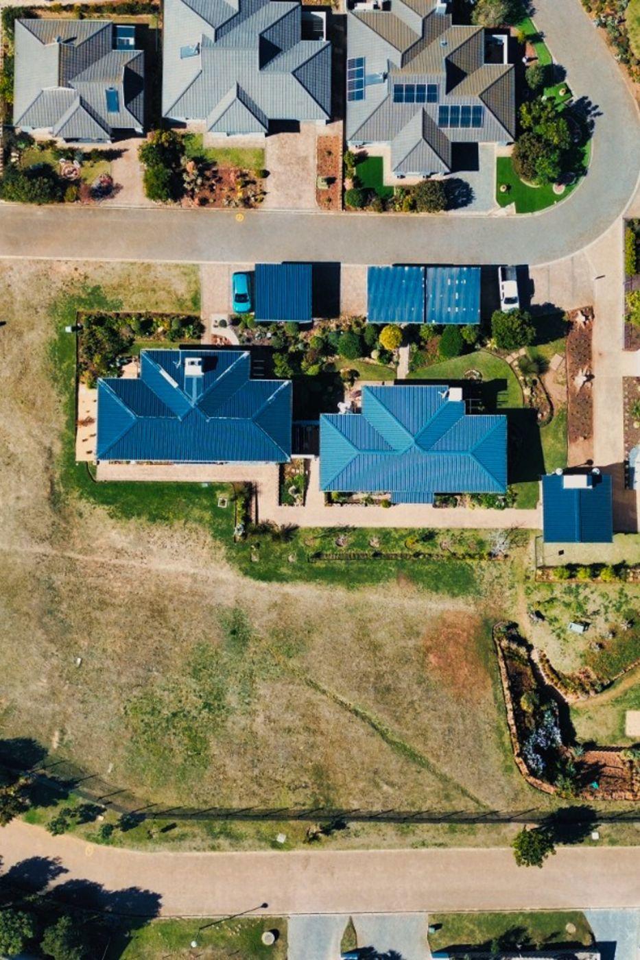 Image 4 of 6