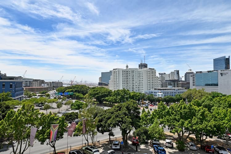 Main property image