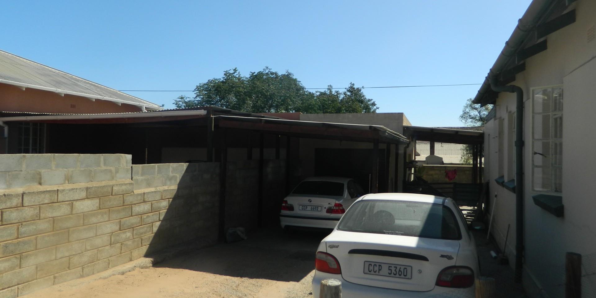 Image 3 of 6