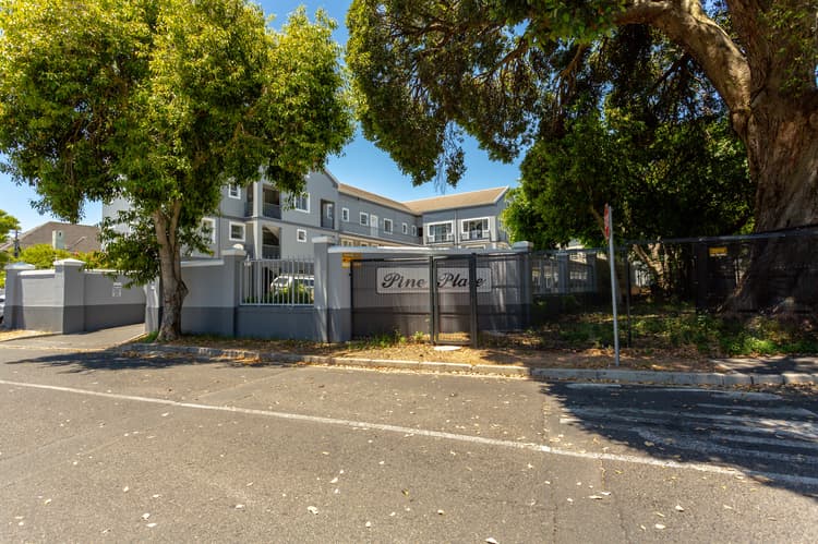 Main property image