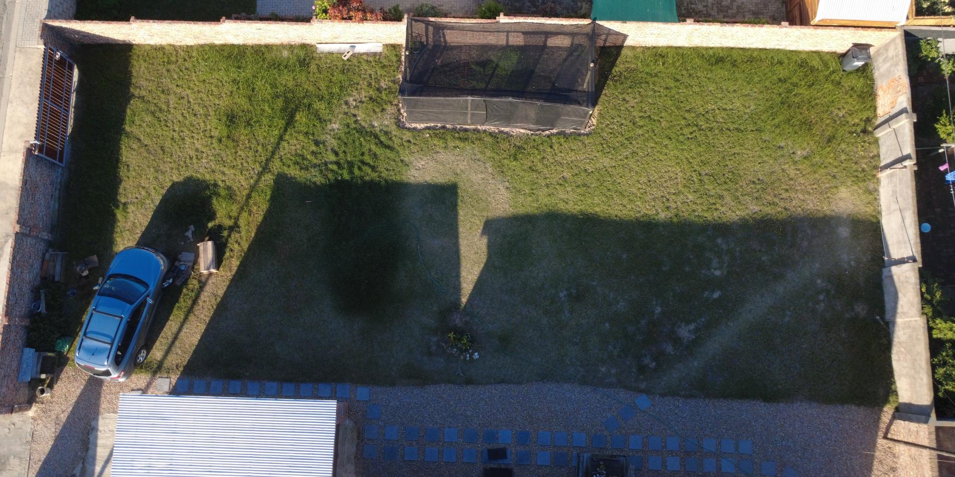 Image 4 of 6
