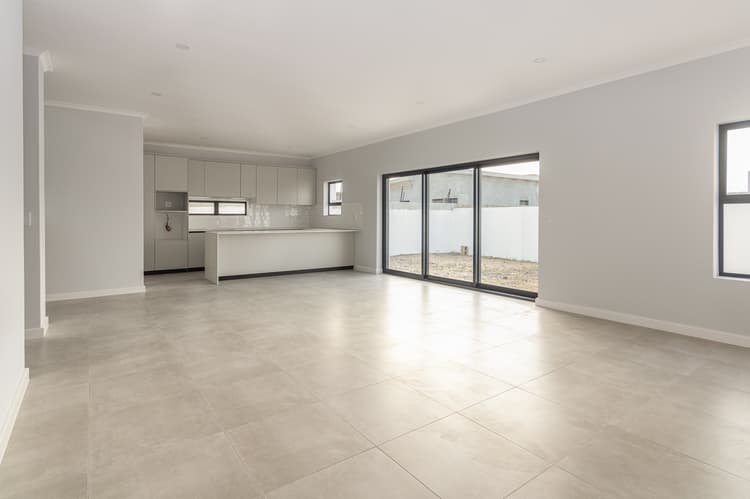 Main property image