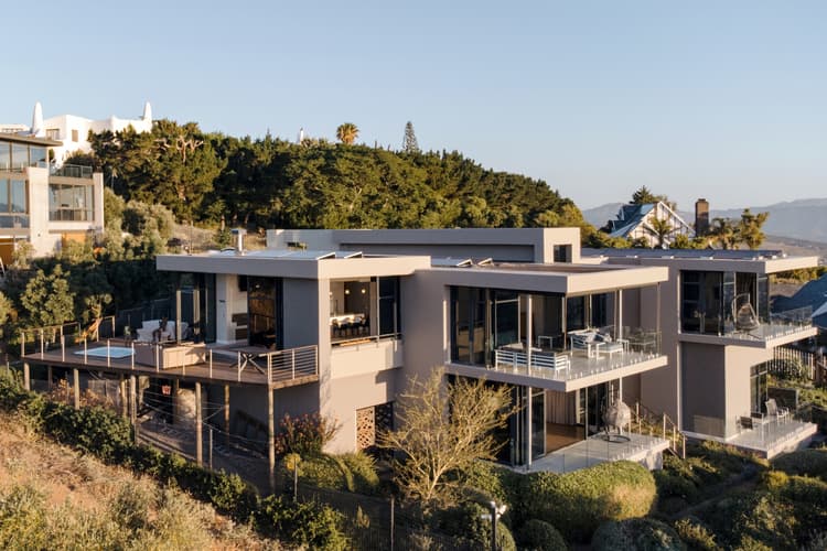 Main property image