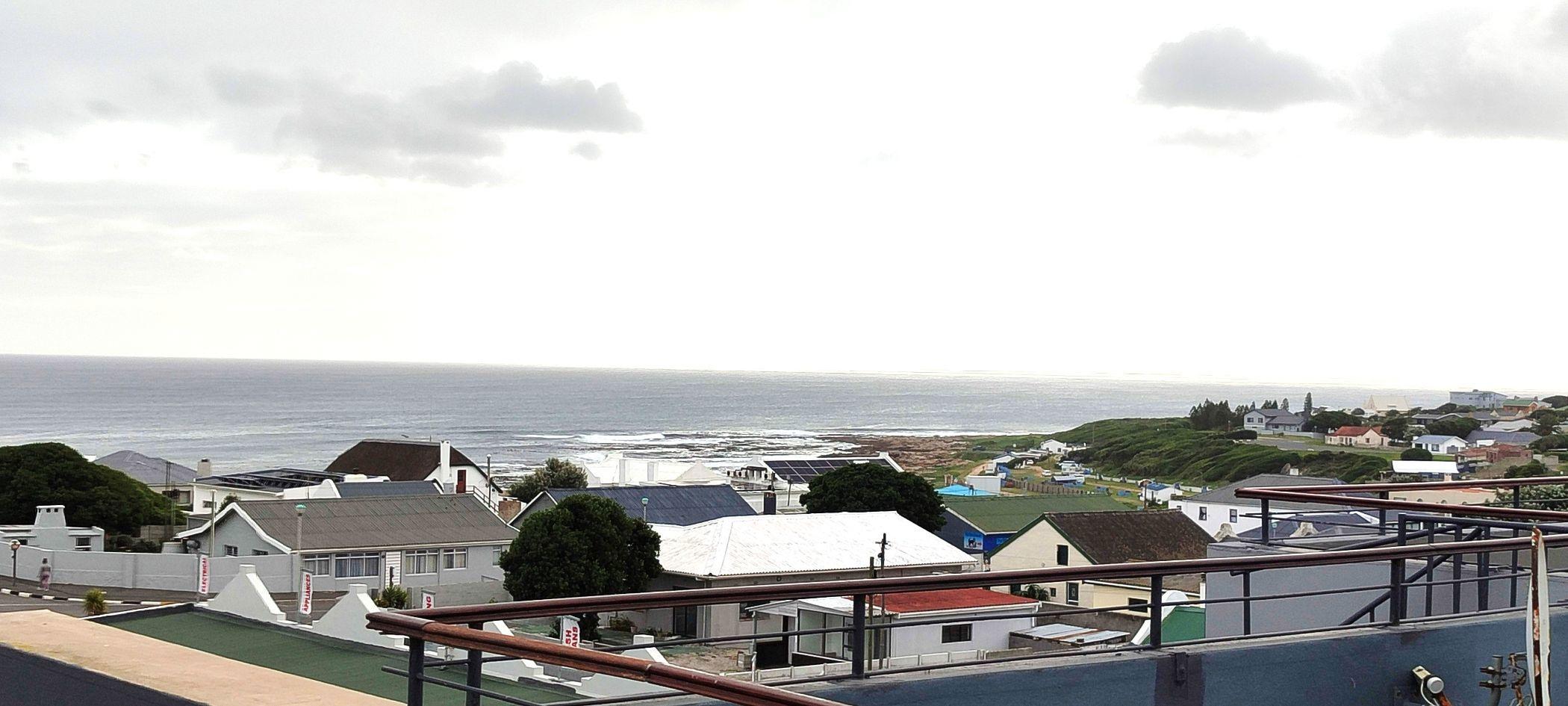 Image 2 of 6