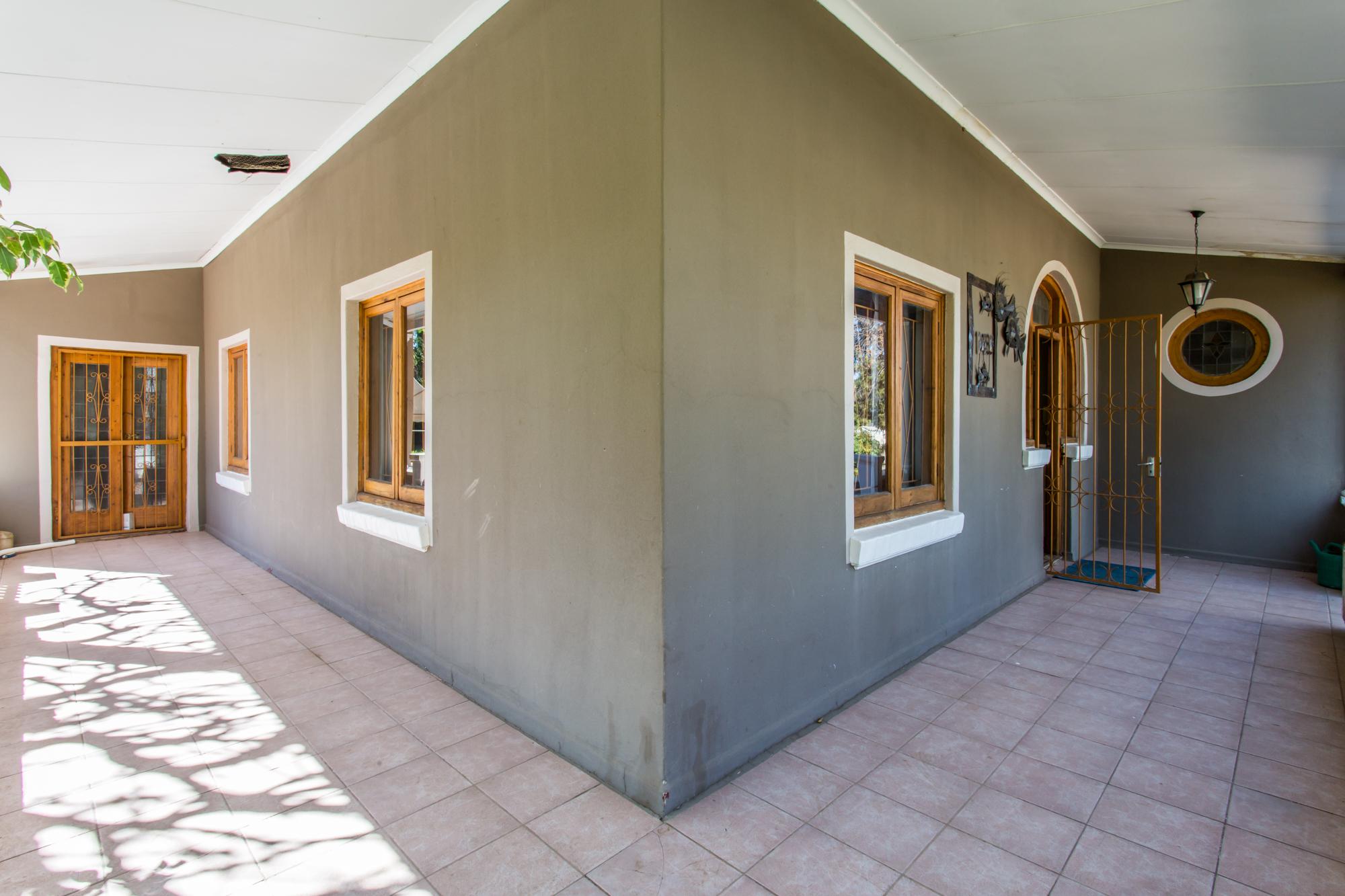 Image 5 of 6