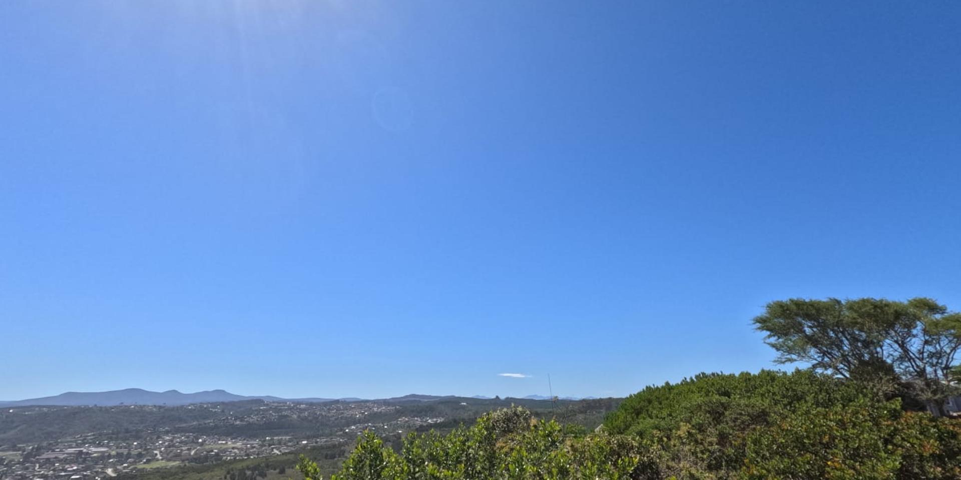 Image 2 of 6