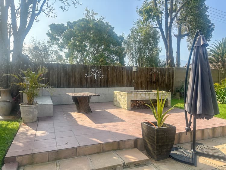 Main property image