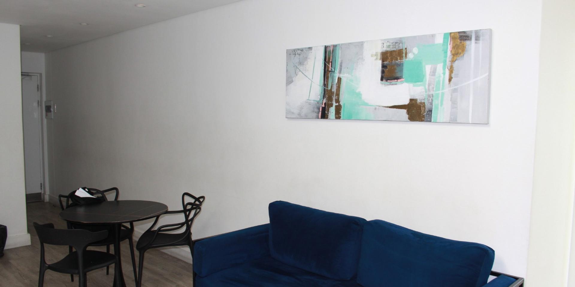 Image 2 of 6