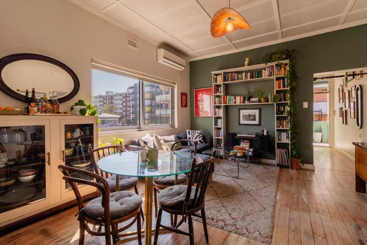 Main property image