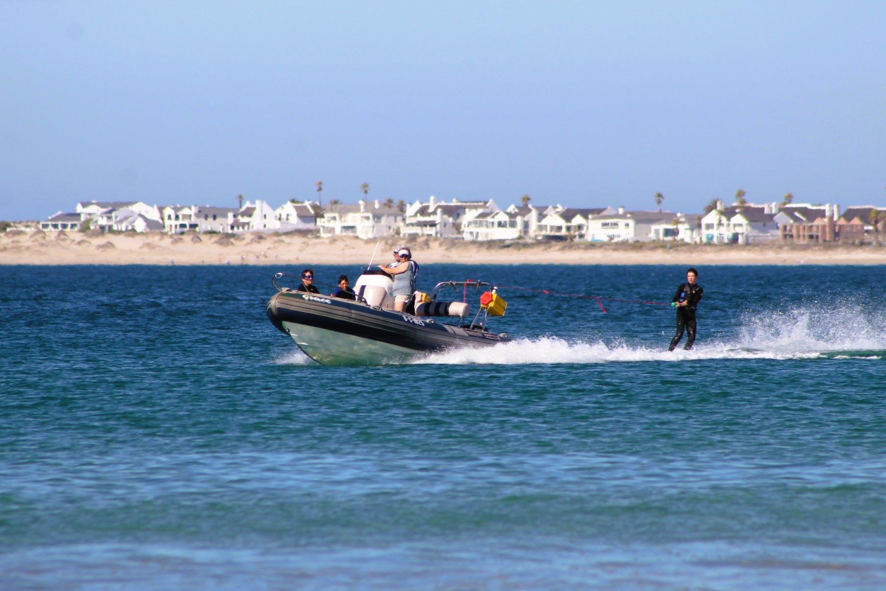 Image 4 of 6