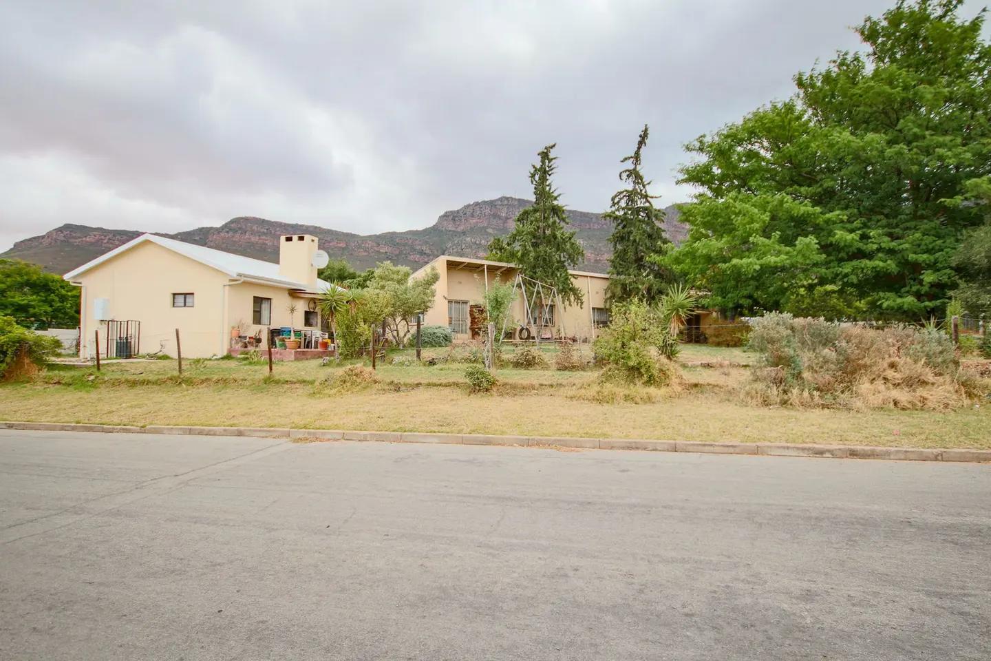 Image 1 of 6