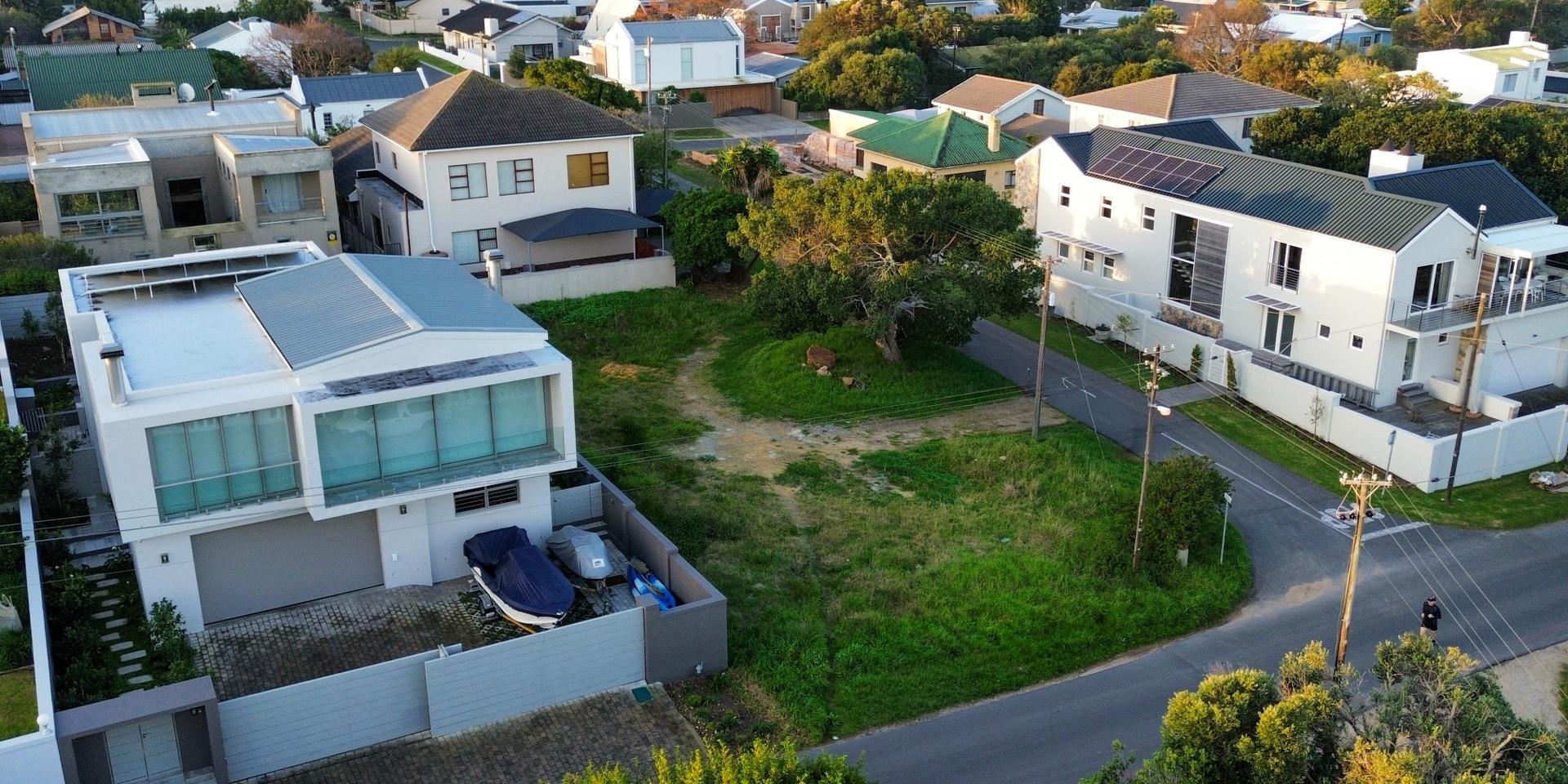 Image 4 of 6