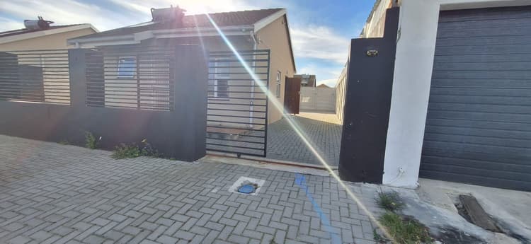 Main property image