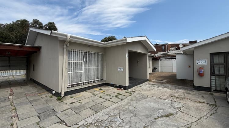 Main property image