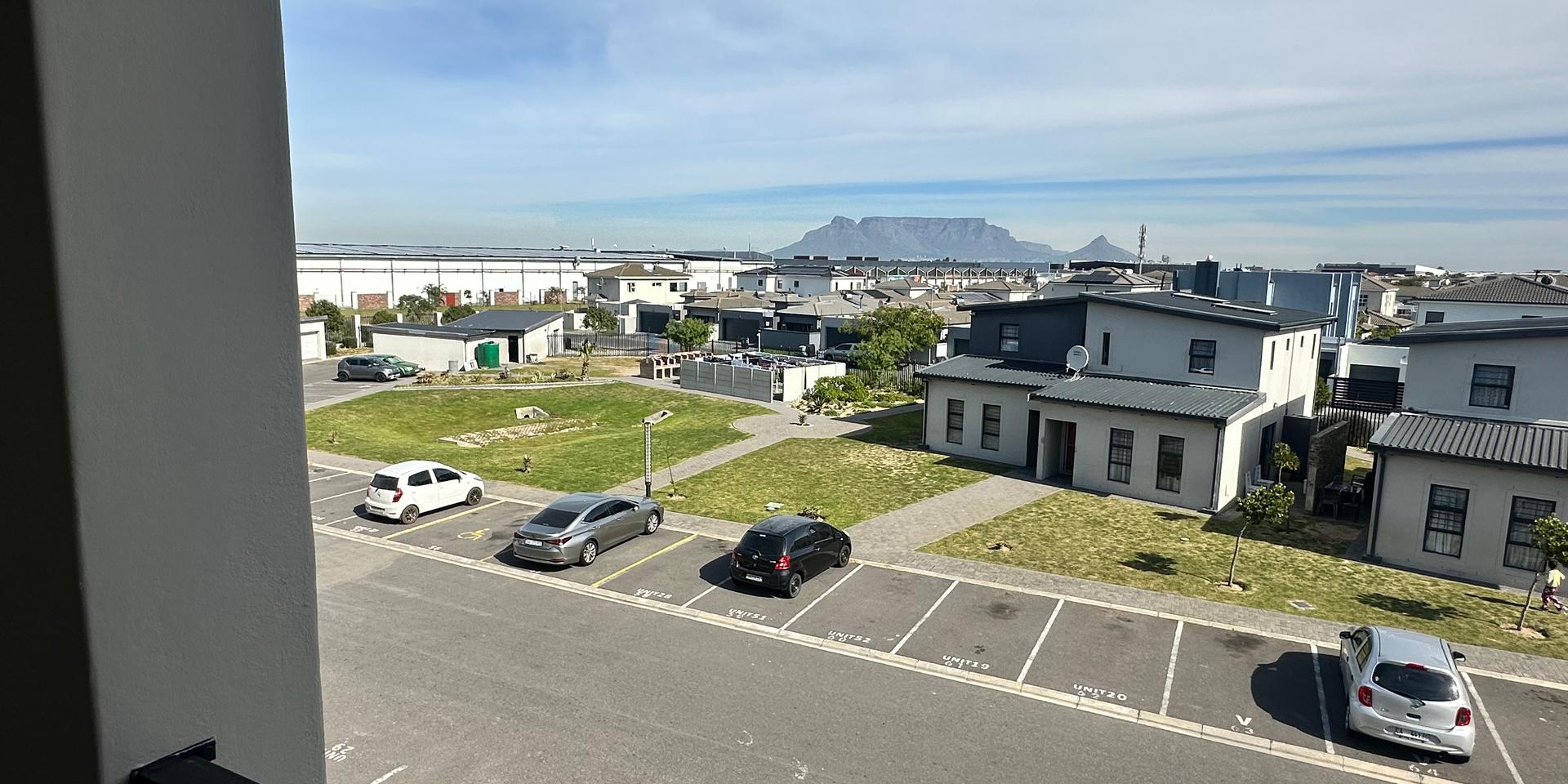 Image 2 of 6