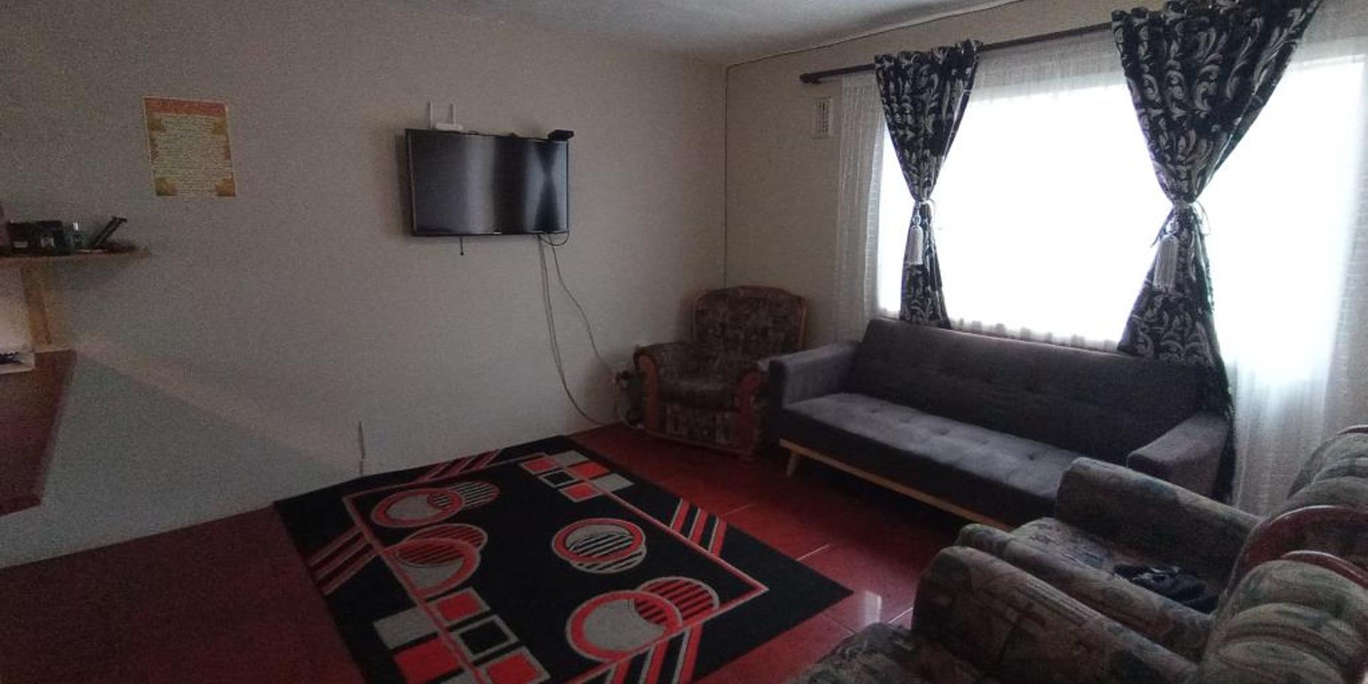Image 3 of 6