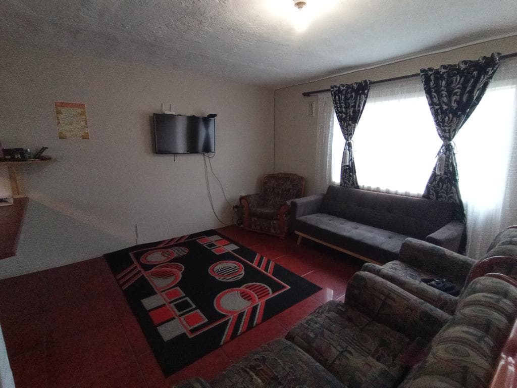 Image 3 of 6