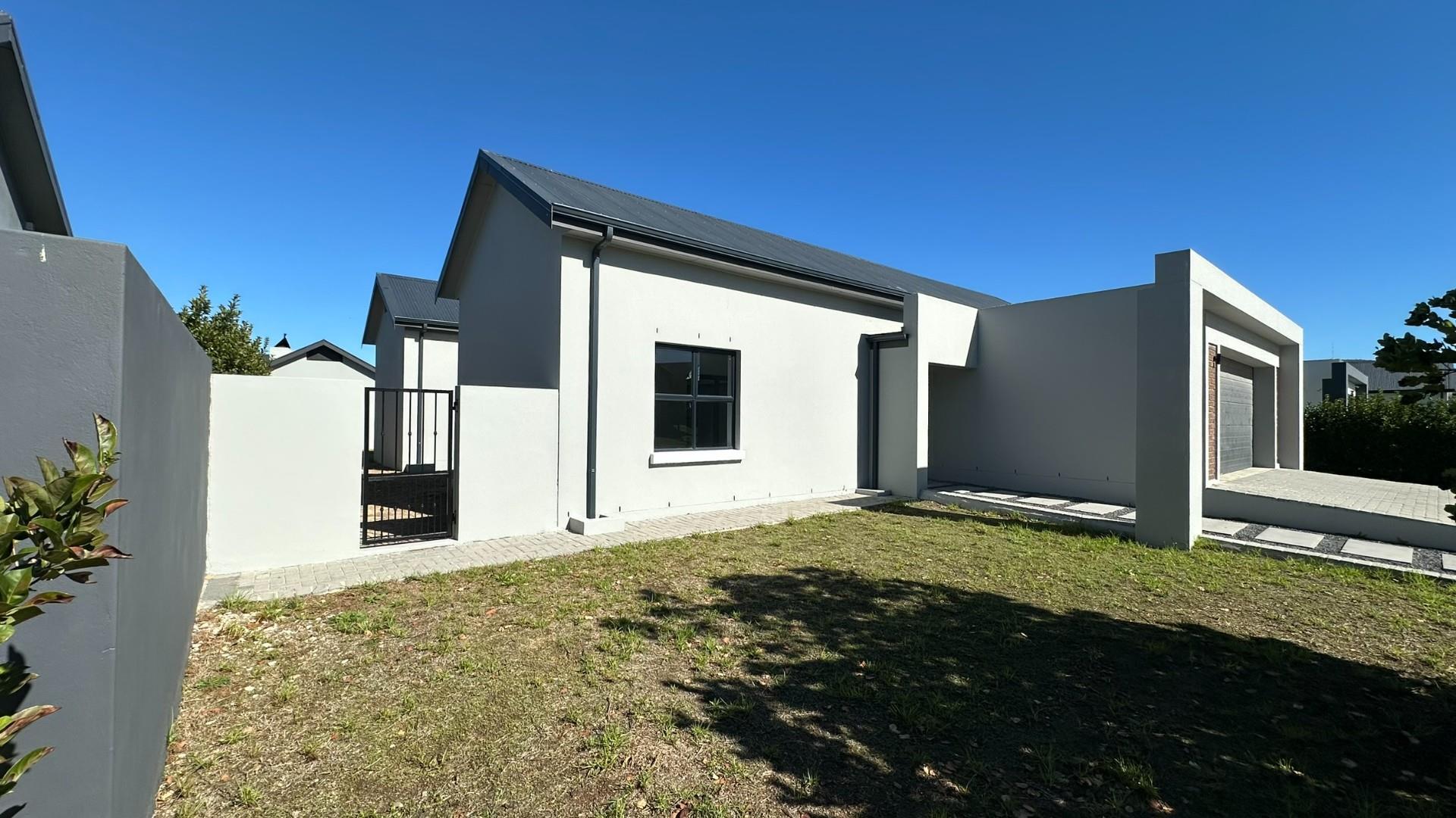 Image 4 of 6