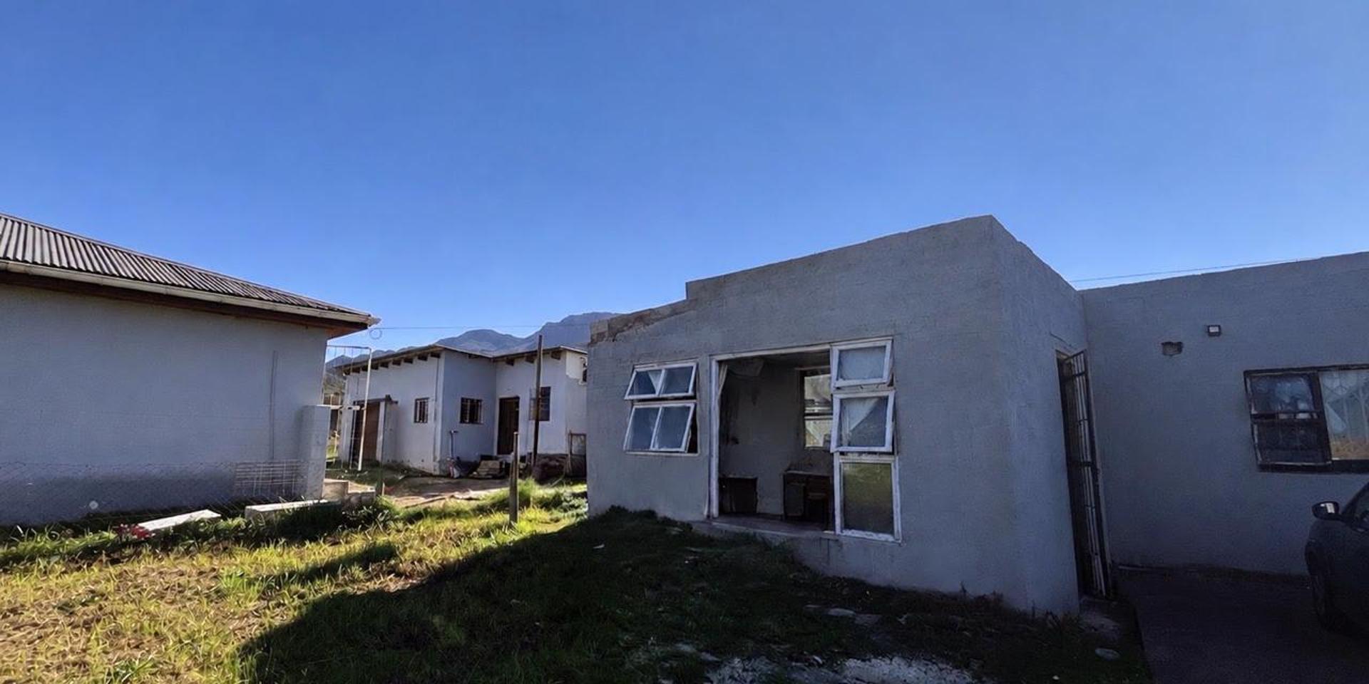 Image 1 of 6