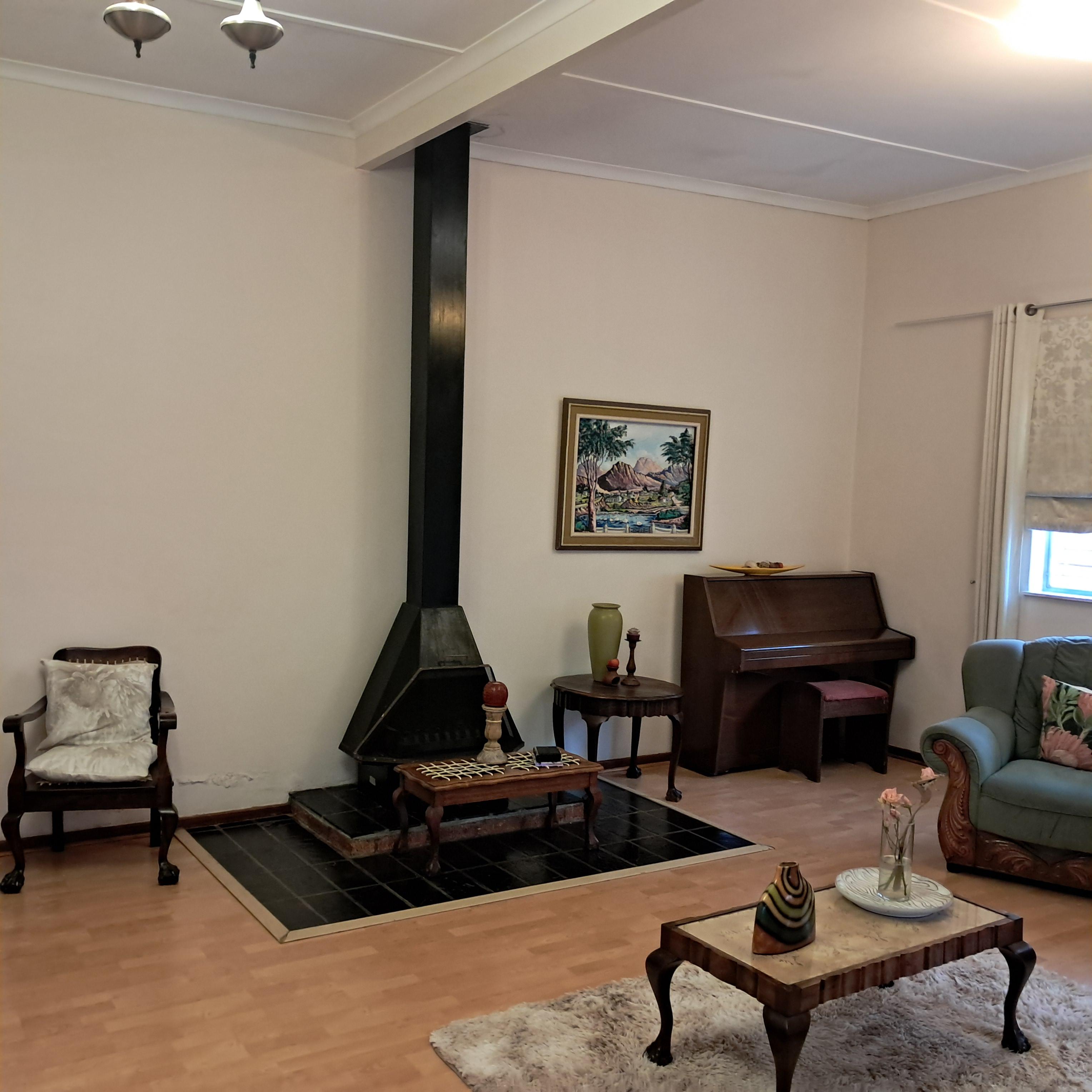 Image 4 of 6