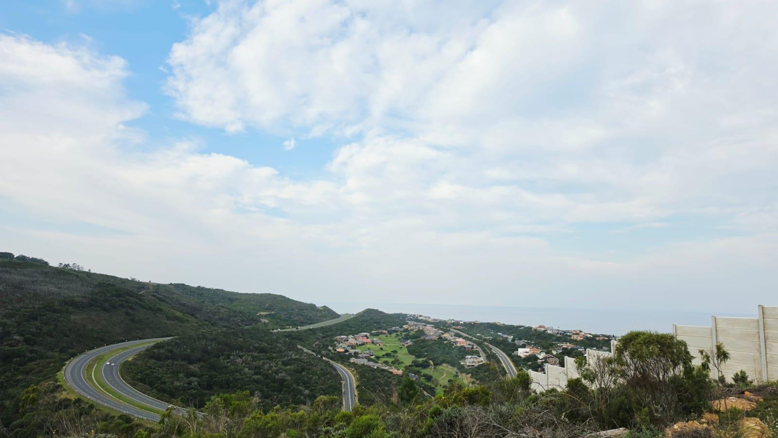 Image 4 of 6