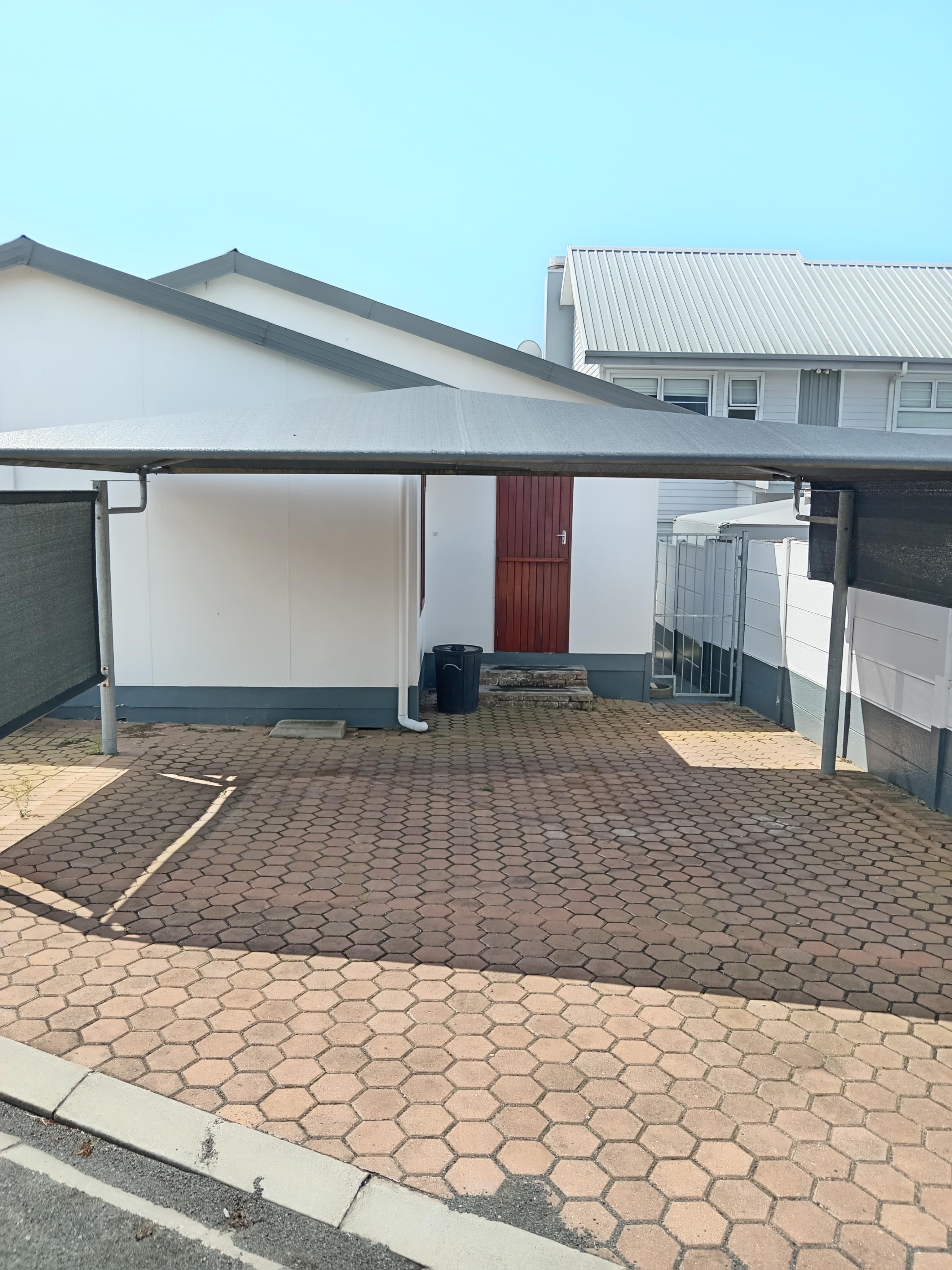 Image 2 of 6