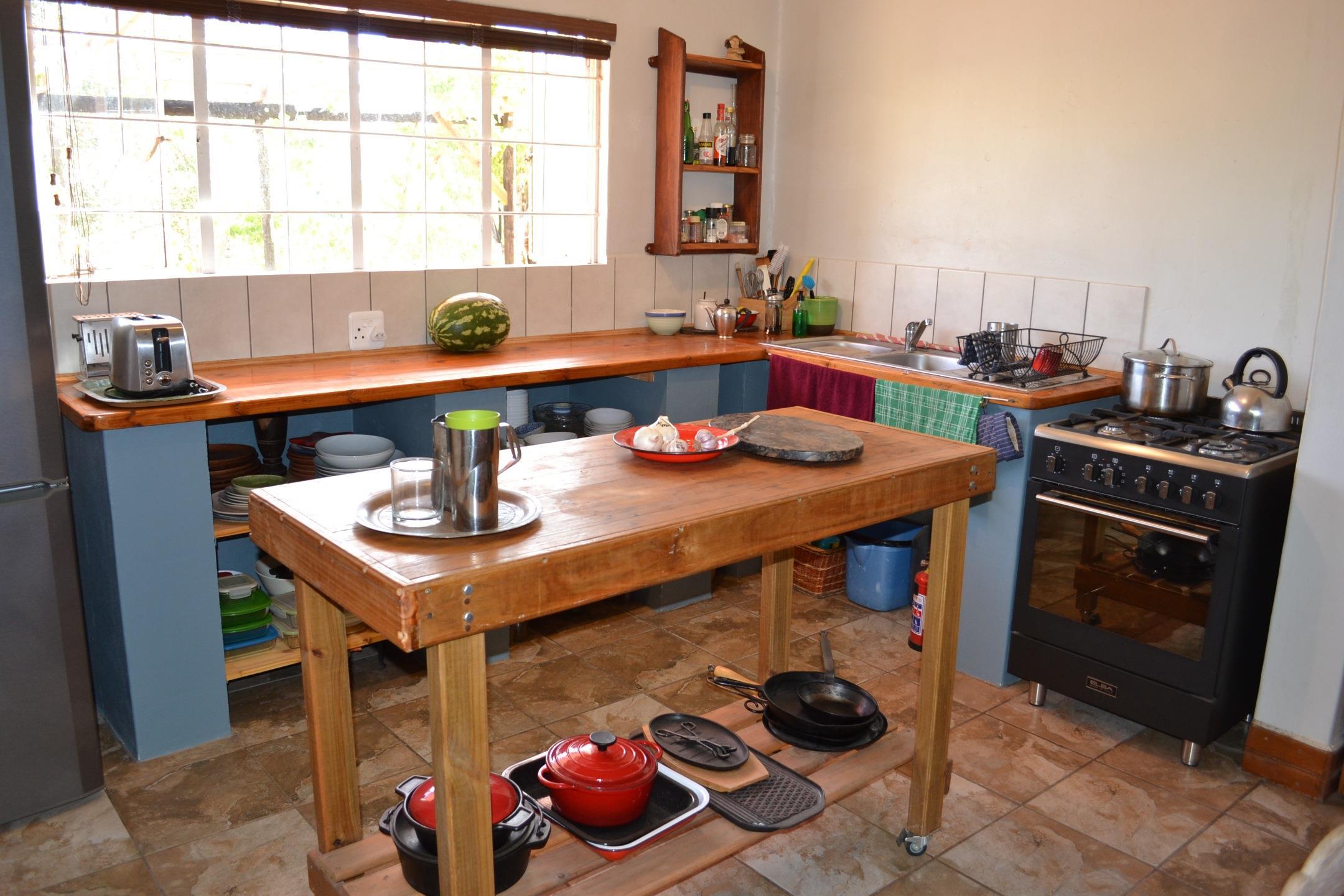 Image 4 of 6