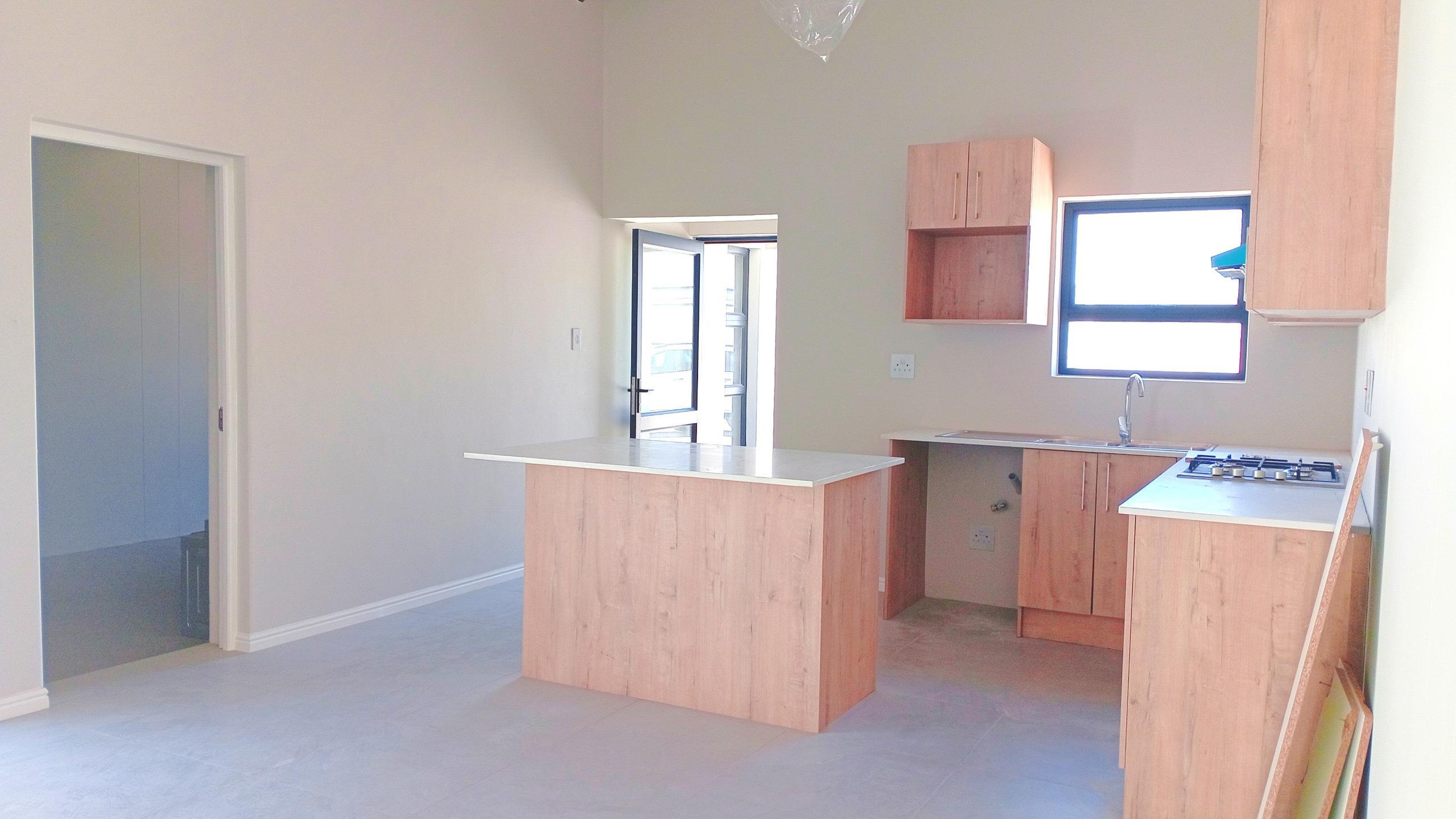 Image 3 of 6