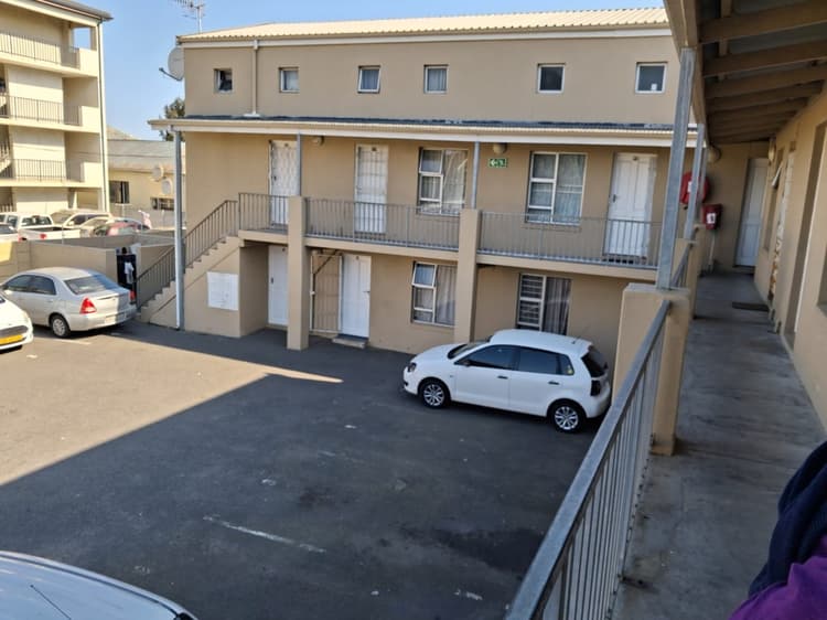 Main property image