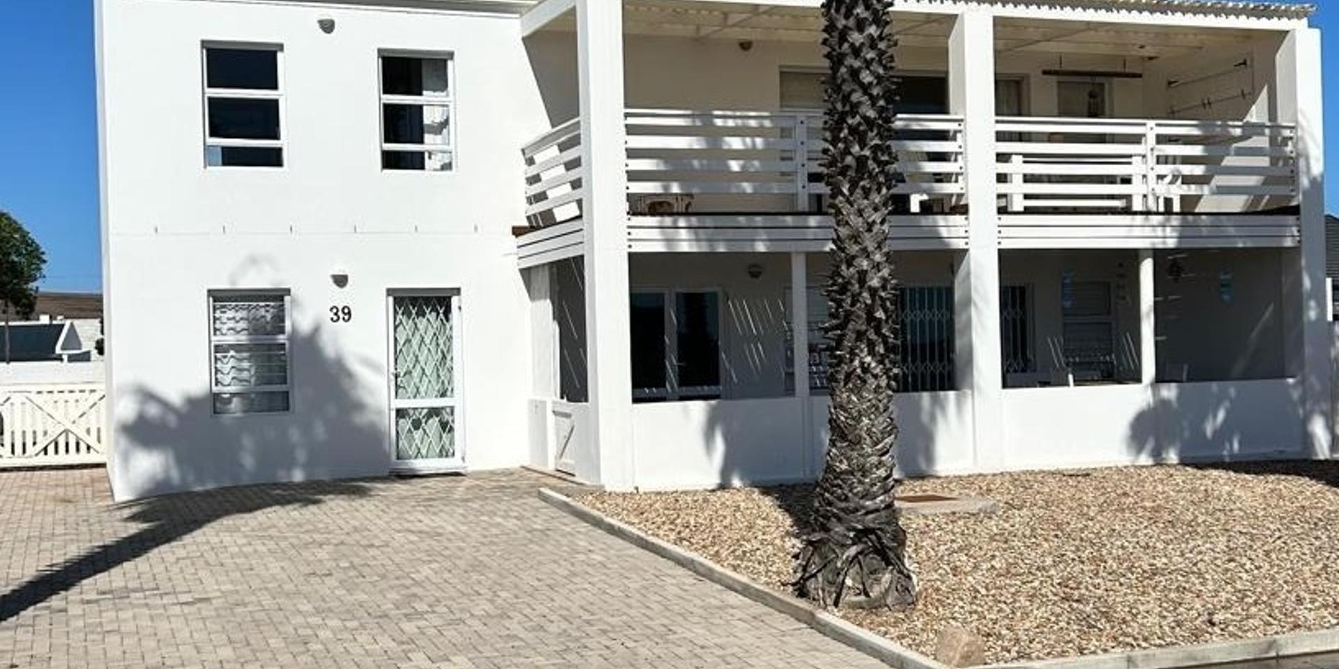 Image 2 of 6