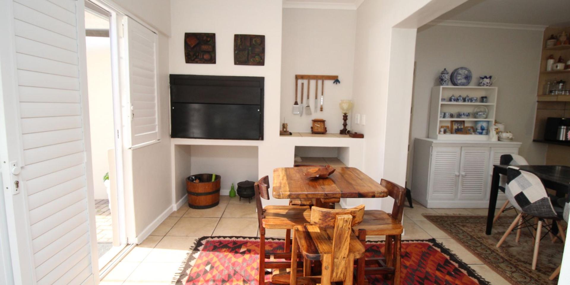 Image 5 of 6
