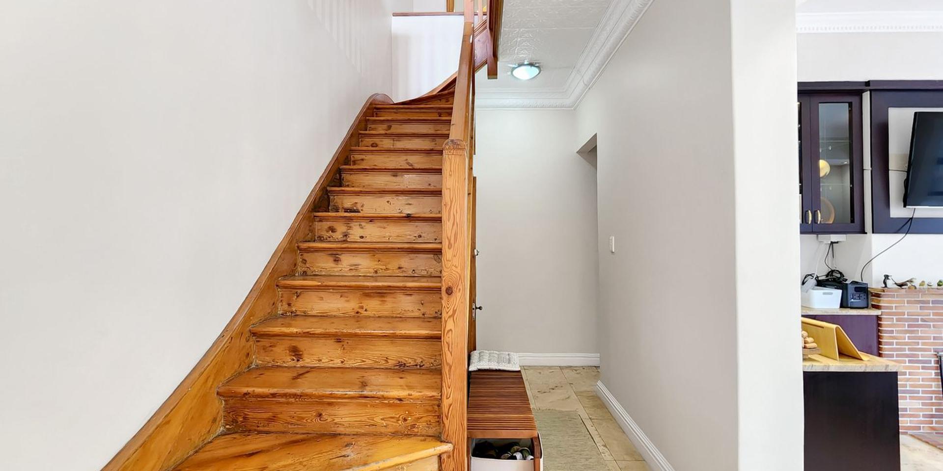 Image 3 of 6