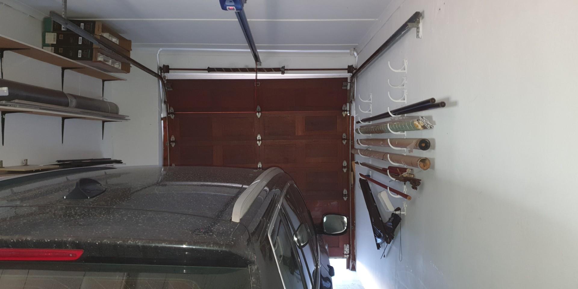 Image 5 of 6