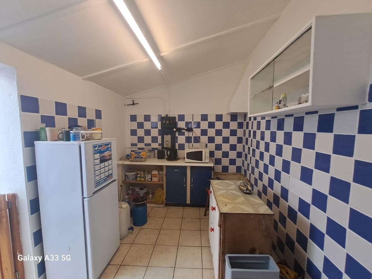 Image 5 of 6
