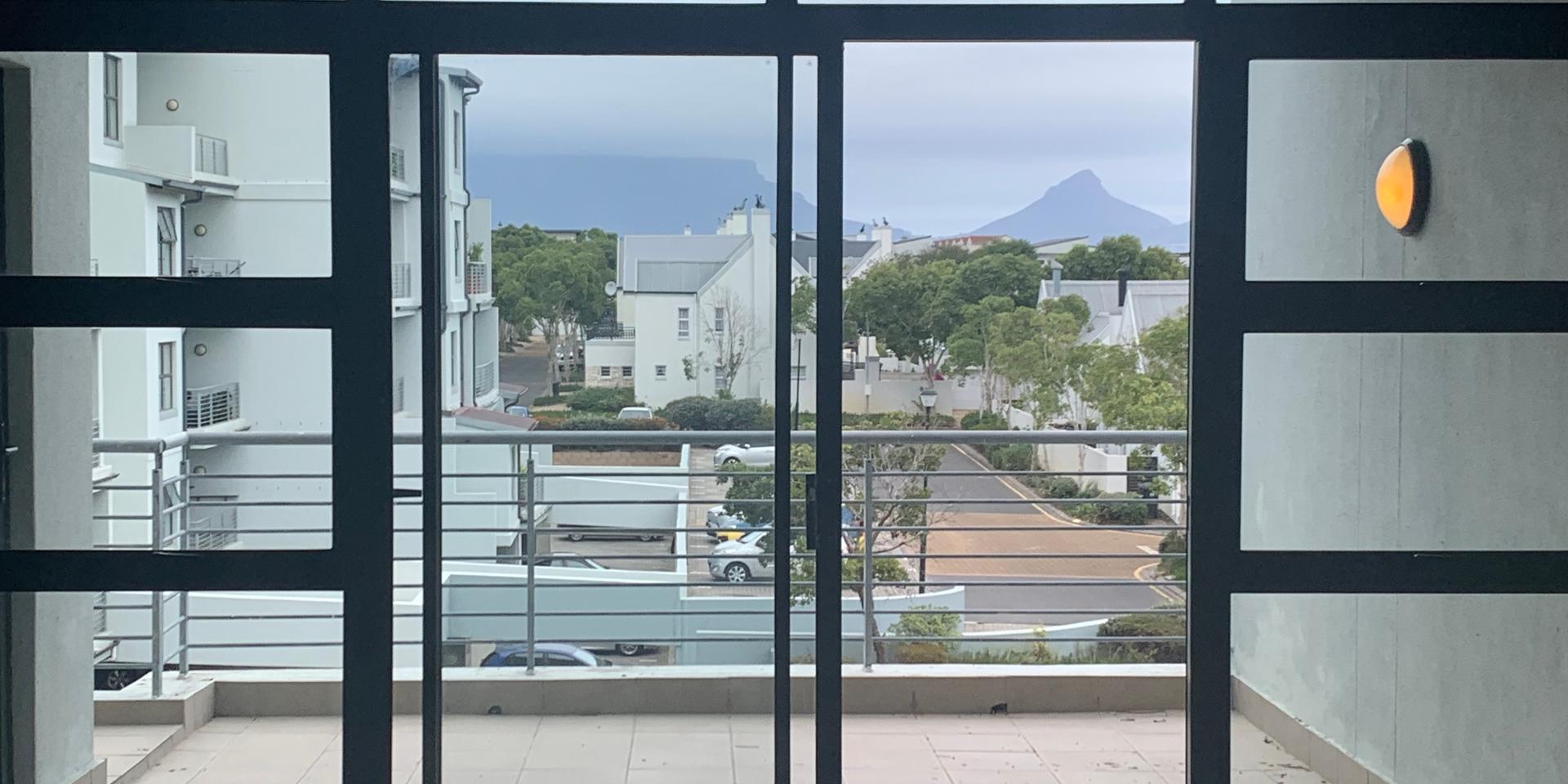 Image 2 of 6