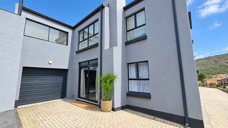 Main property image